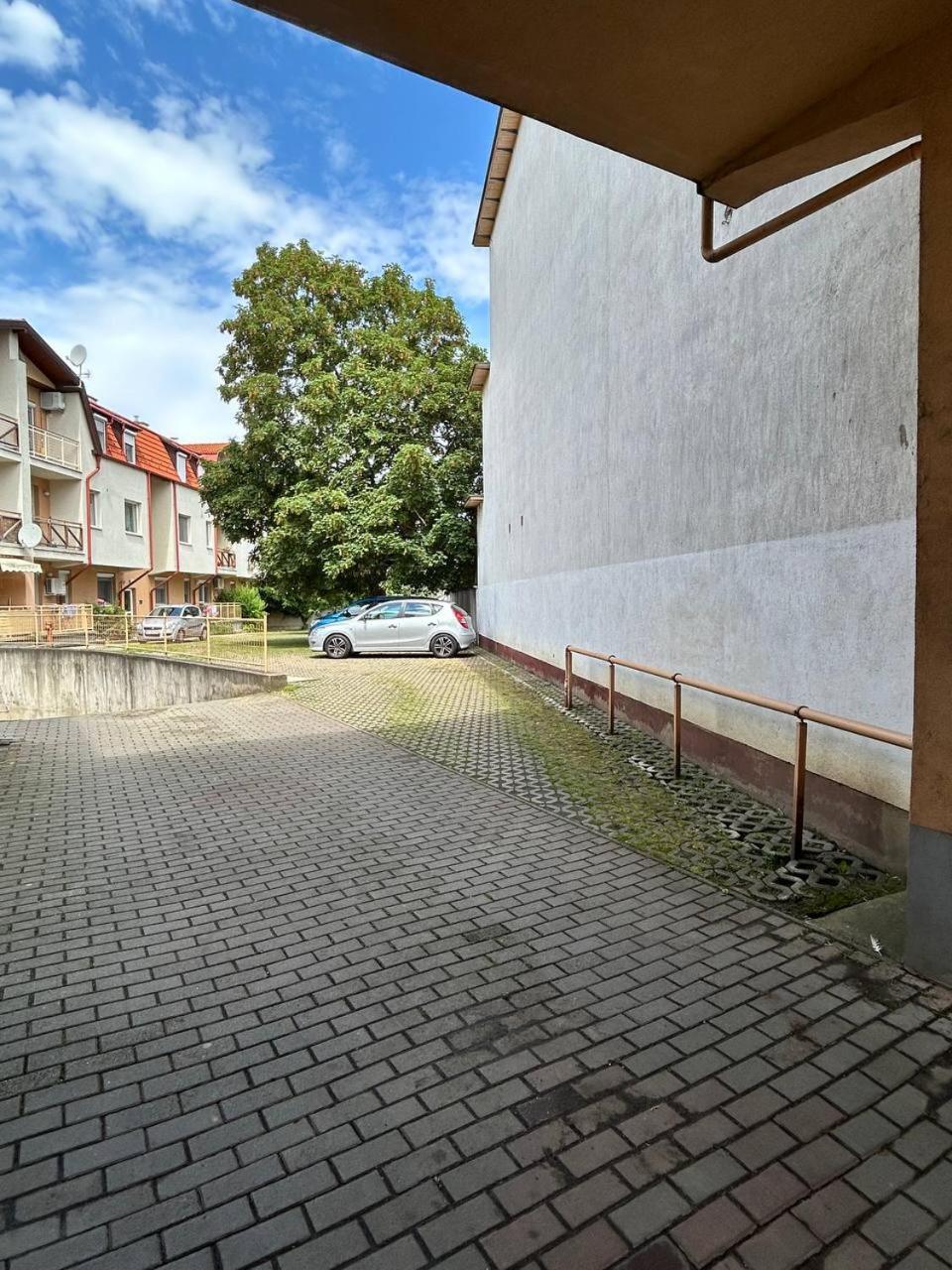 Sunhouse Apartman Hajdúszoboszló Εξωτερικό φωτογραφία