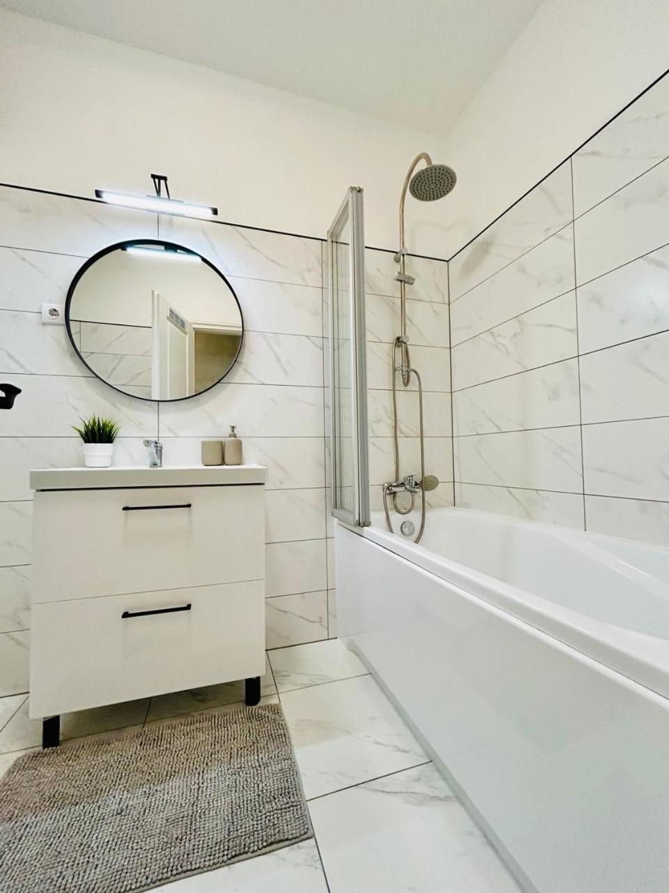 Sunhouse Apartman Hajdúszoboszló Εξωτερικό φωτογραφία